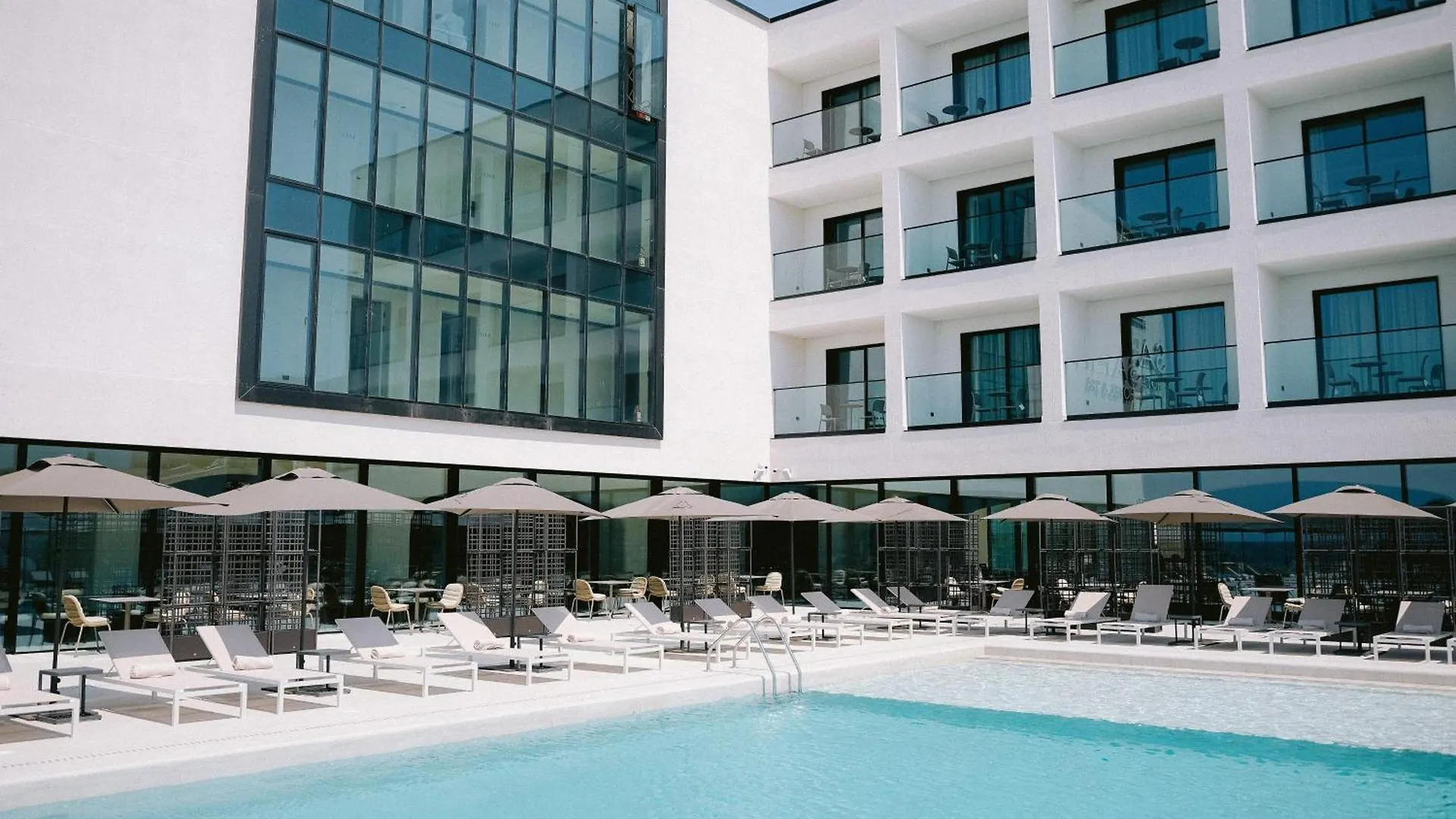 Safin Hotel & Spa Orikum 4*,  Albania