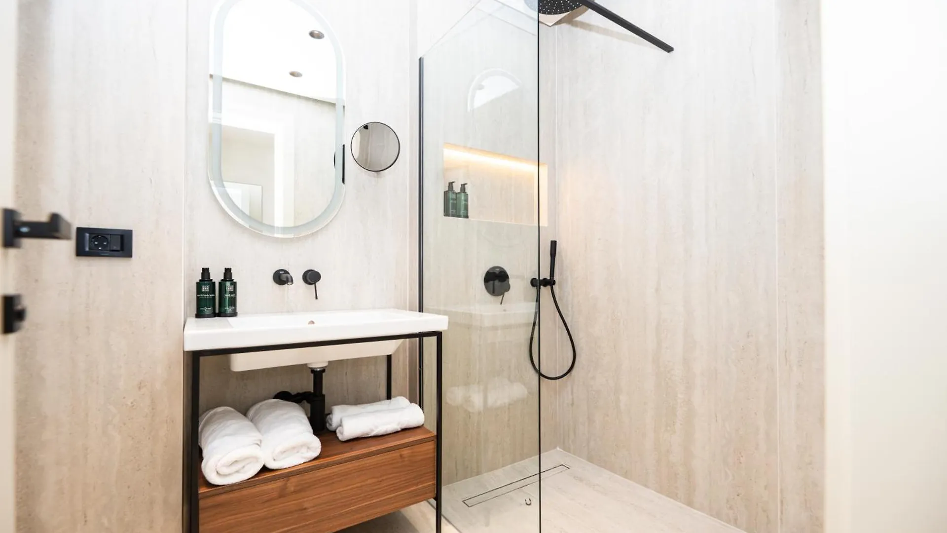 Safin Hotel & Spa Orikum 4*,  Albania
